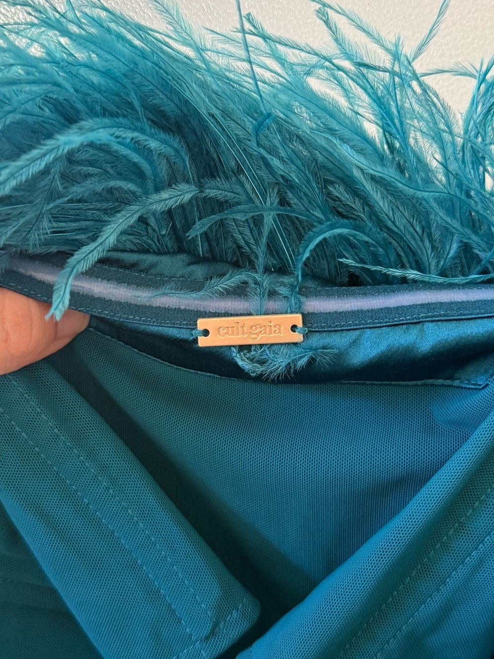 CULT GAIA Terra Feather Off Shoulder Maxi Dress in Seamoss Teal Sz 4 - Picture 6 of 7